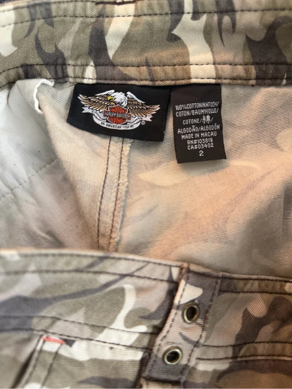 Harley-Davidson Tan Gray Green Camo Cargo Capri Pants Size 2